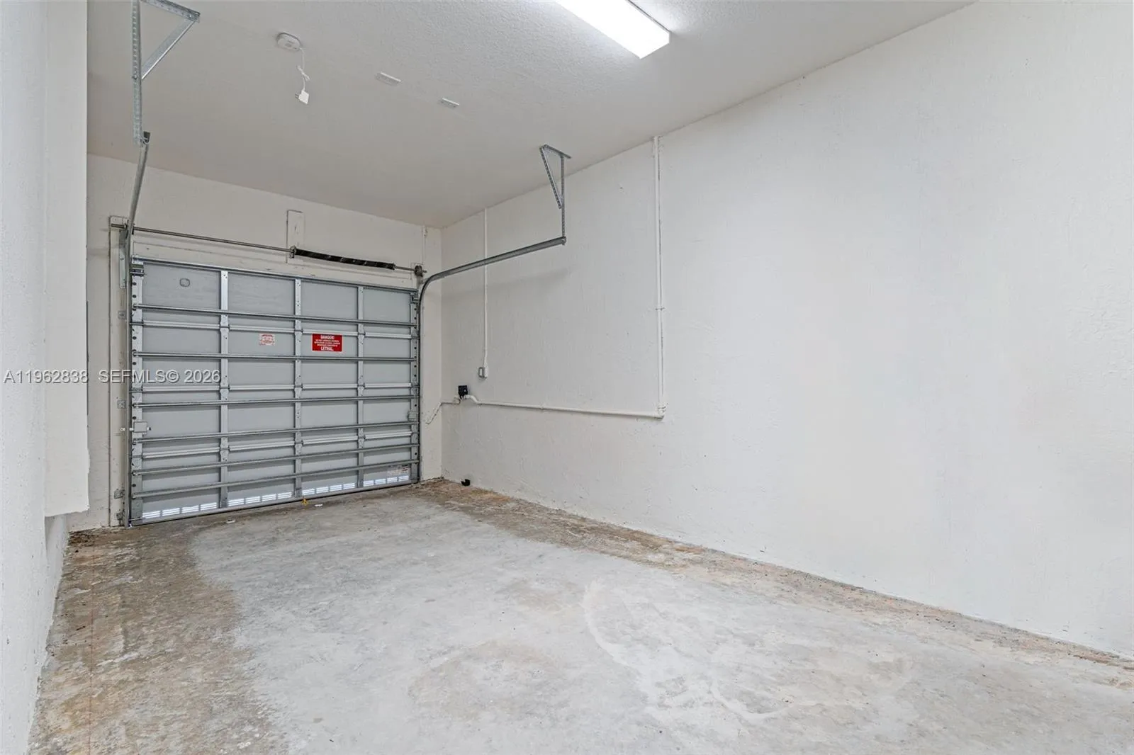 1100 Se 26th Ter, Homestead, Florida 33035, Homestead, Florida 33035, 3 Bedrooms Bedrooms, ,2 BathroomsBathrooms,Residential,For Sale,1100 Se 26th Ter, Homestead, Florida 33035,A11962838