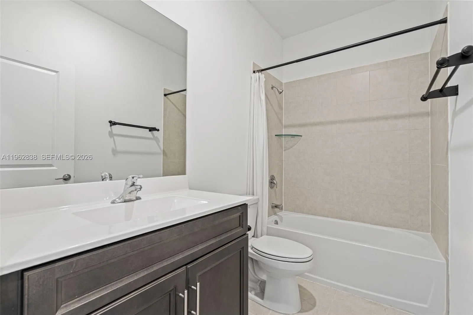 1100 Se 26th Ter, Homestead, Florida 33035, Homestead, Florida 33035, 3 Bedrooms Bedrooms, ,2 BathroomsBathrooms,Residential,For Sale,1100 Se 26th Ter, Homestead, Florida 33035,A11962838