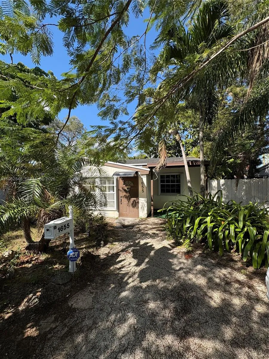 1655 Ne 175th St, North Miami Beach, Florida 33162, North Miami Beach, Florida 33162, 3 Bedrooms Bedrooms, ,2 BathroomsBathrooms,Residential Lease,For Rent,1655 Ne 175th St, North Miami Beach, Florida 33162,A11962846