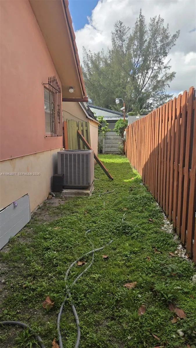 12516 Sw 9th Ter 2, Miami, Florida 33184, Miami, Florida 33184, 3 Bedrooms Bedrooms, ,2 BathroomsBathrooms,Residential,For Sale,12516 Sw 9th Ter 2, Miami, Florida 33184,A11962077