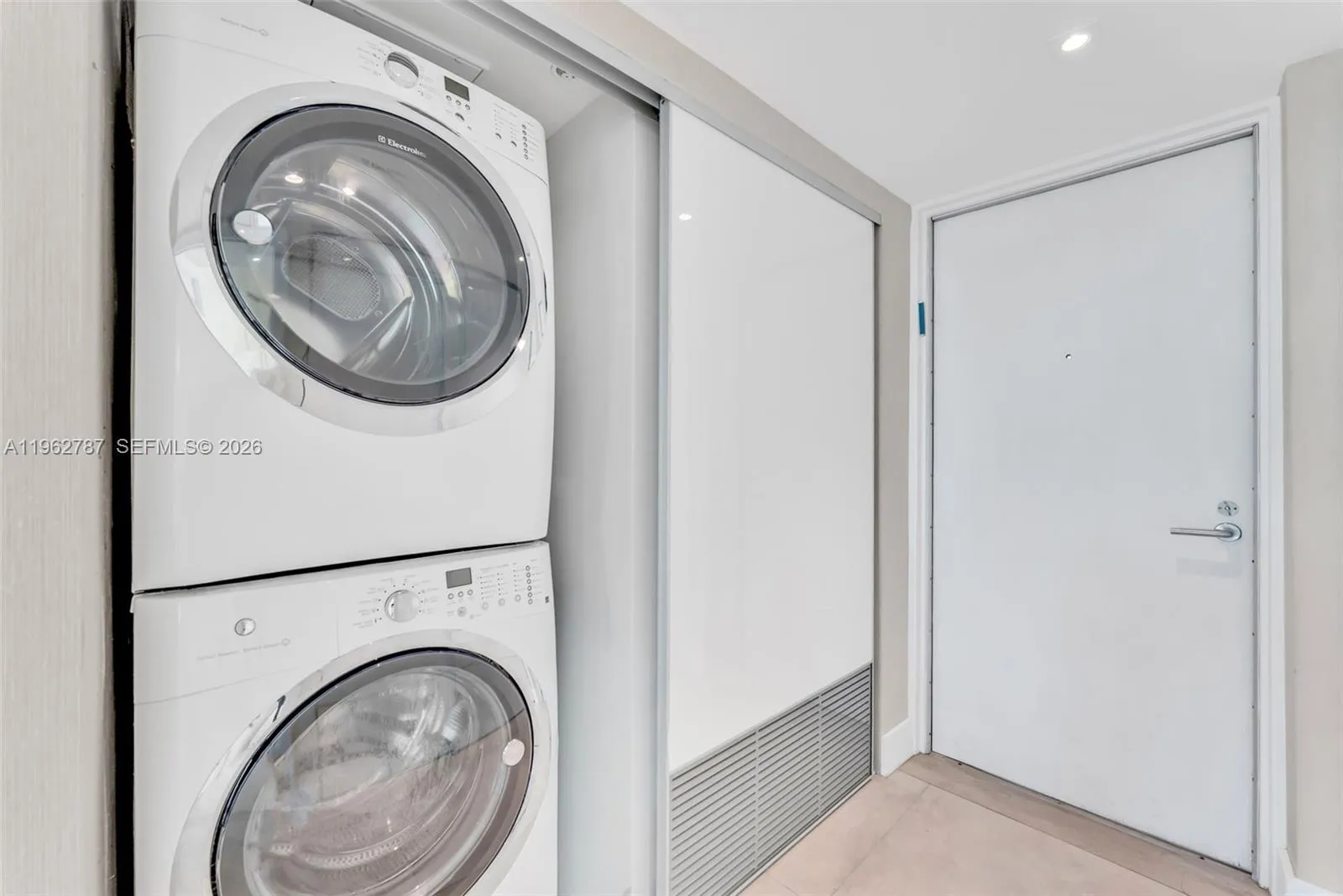 6620 Indian Creek Dr 609, Miami Beach, Florida 331, Miami Beach, Florida 33141, 2 Bedrooms Bedrooms, ,2 BathroomsBathrooms,Residential,For Sale,6620 Indian Creek Dr 609, Miami Beach, Florida 331,A11962787