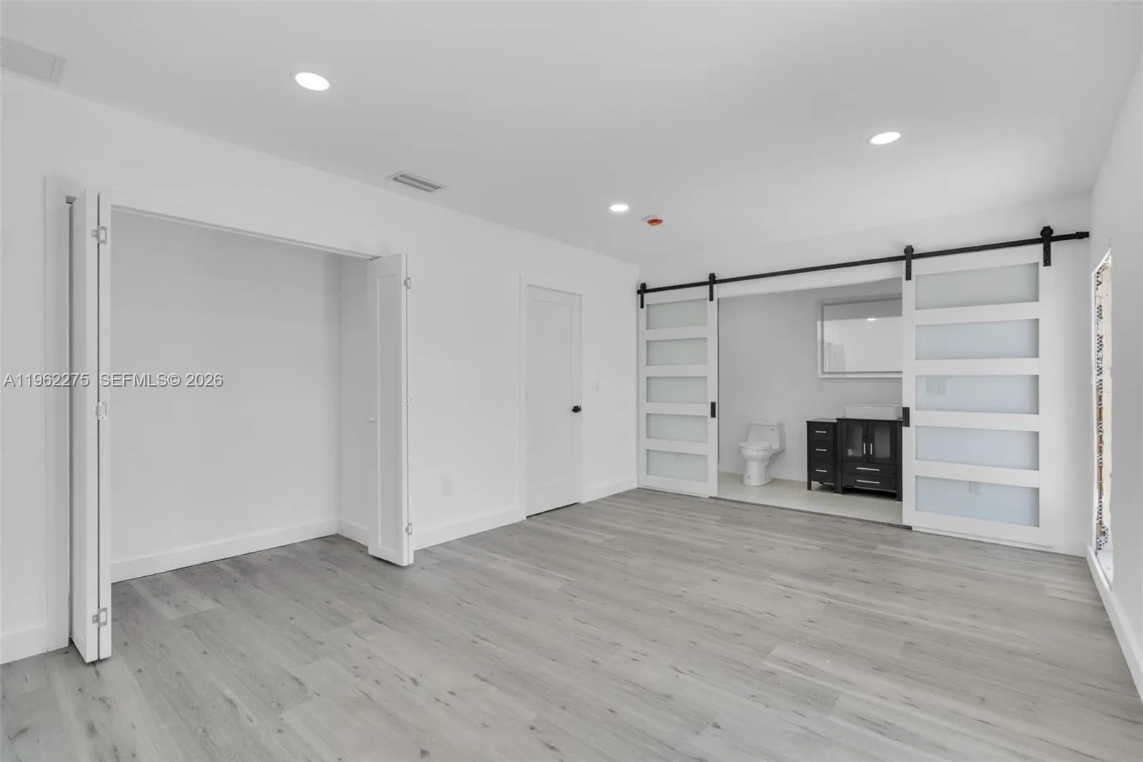 7412 Big Cypress Dr, Miami Lakes, Florida 33014, Miami Lakes, Florida 33014, 2 Bedrooms Bedrooms, ,2 BathroomsBathrooms,Residential,For Sale,7412 Big Cypress Dr, Miami Lakes, Florida 33014,A11962275