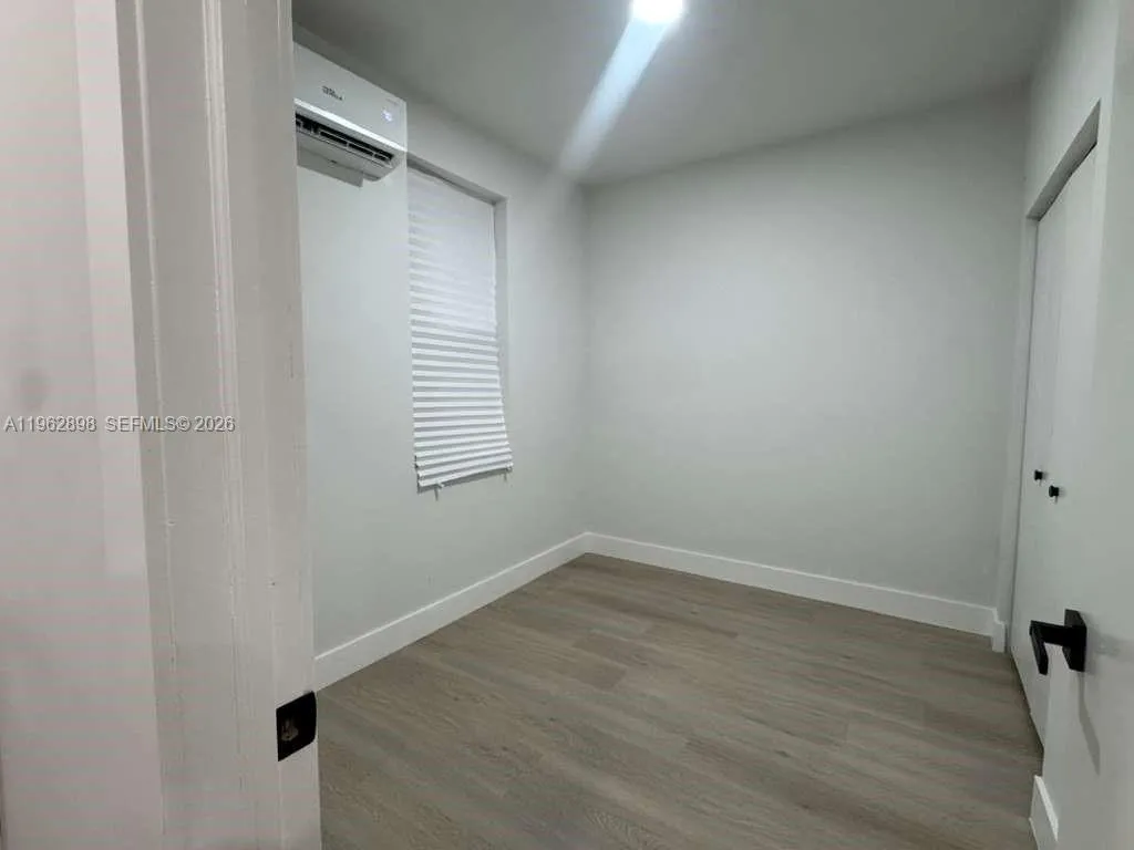2425 Sw 6th St 6, Miami, Florida 33135, Miami, Florida 33135, 1 Bedroom Bedrooms, ,1 BathroomBathrooms,Residential Lease,For Rent,2425 Sw 6th St 6, Miami, Florida 33135,A11962898