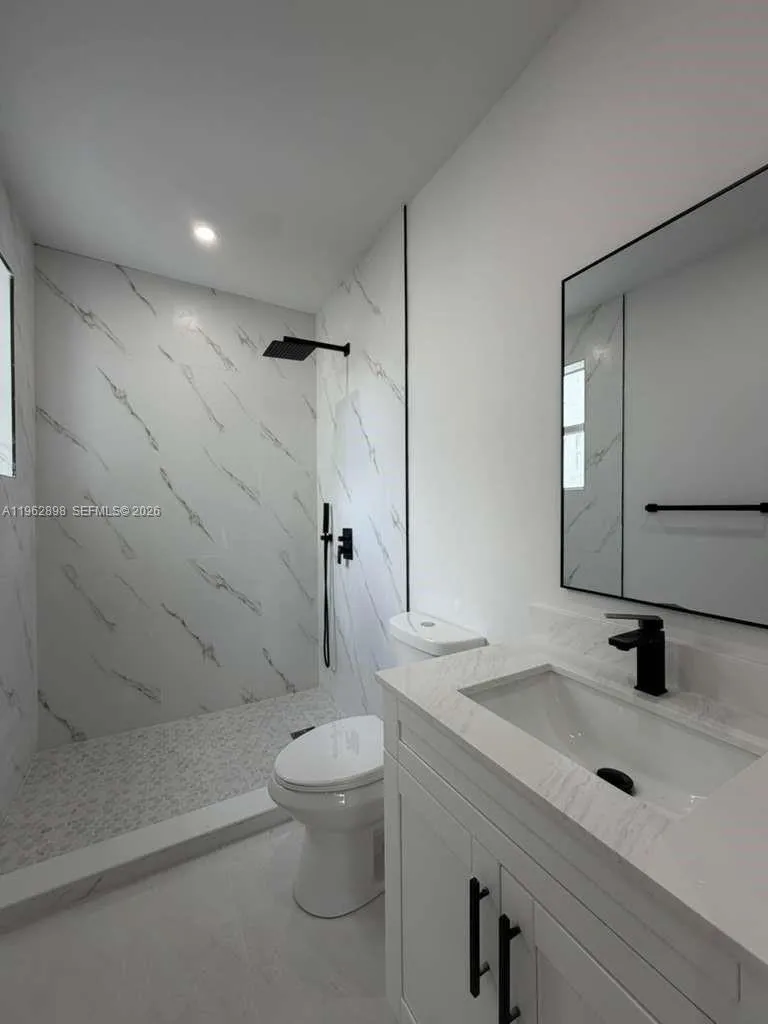 2425 Sw 6th St 6, Miami, Florida 33135, Miami, Florida 33135, 1 Bedroom Bedrooms, ,1 BathroomBathrooms,Residential Lease,For Rent,2425 Sw 6th St 6, Miami, Florida 33135,A11962898