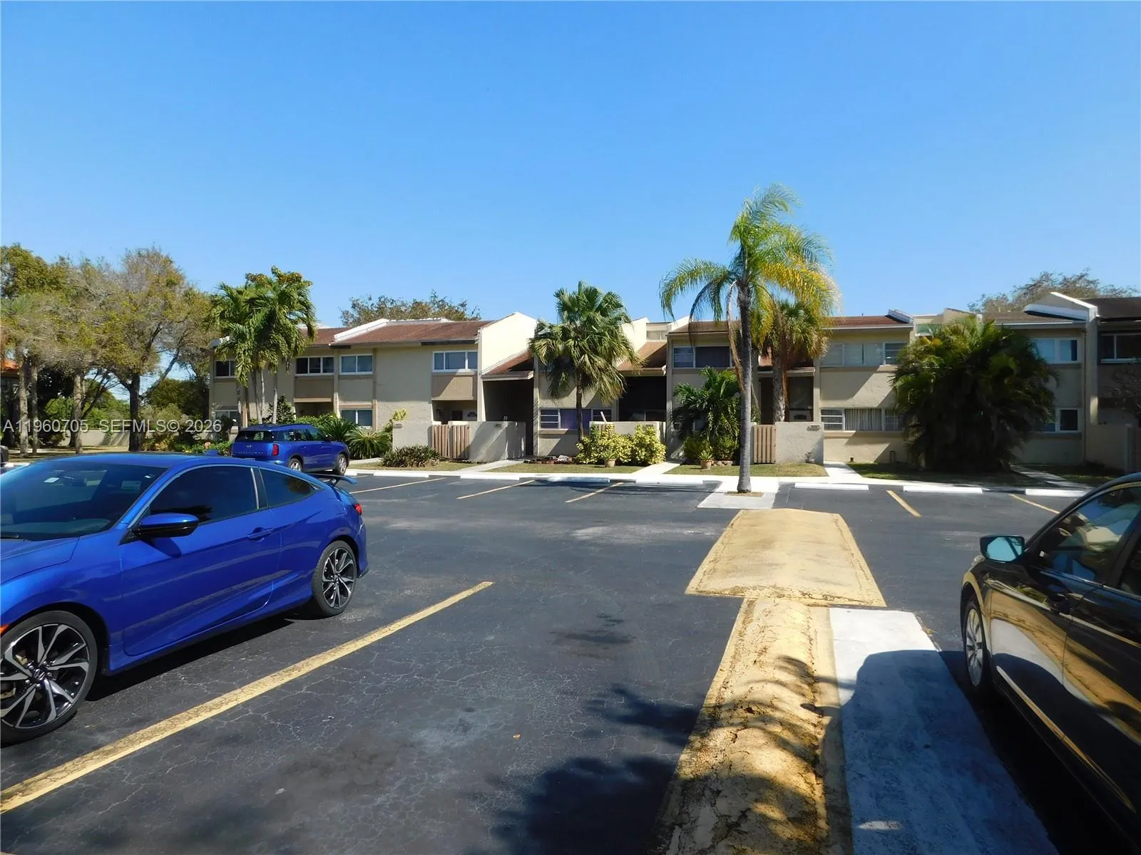 14211 Kendale Lakes Cir 14211, Miami, Florida 3318, Miami, Florida 33183, 3 Bedrooms Bedrooms, ,2 BathroomsBathrooms,Residential Lease,For Rent,14211 Kendale Lakes Cir 14211, Miami, Florida 3318,A11960705