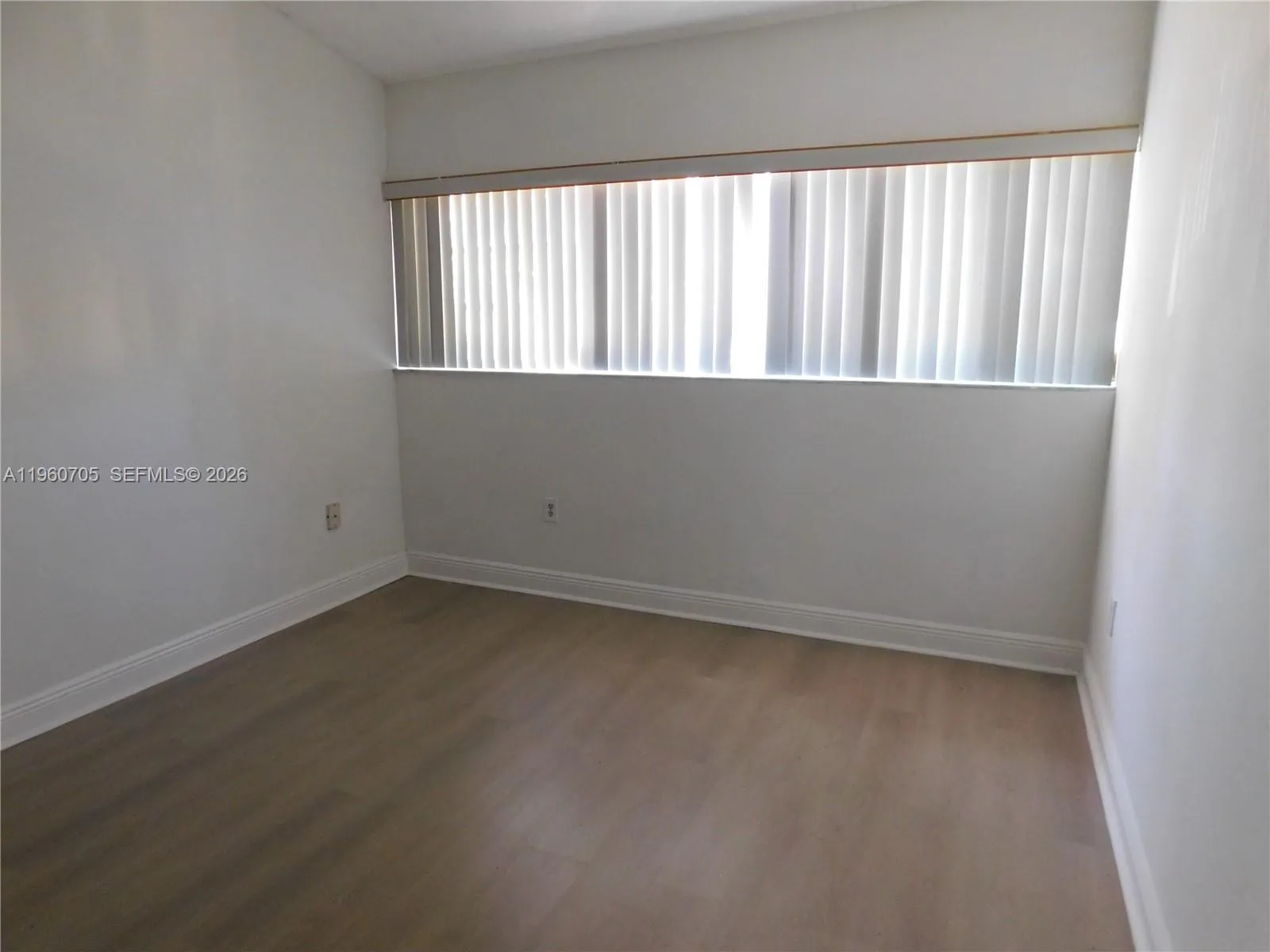 2nd floor bedroom