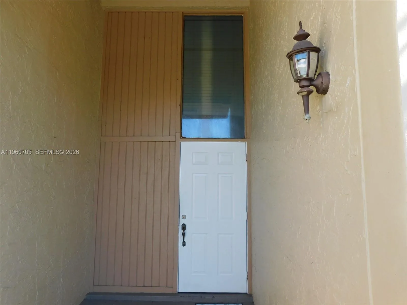 14211 Kendale Lakes Cir 14211, Miami, Florida 3318, Miami, Florida 33183, 3 Bedrooms Bedrooms, ,2 BathroomsBathrooms,Residential Lease,For Rent,14211 Kendale Lakes Cir 14211, Miami, Florida 3318,A11960705