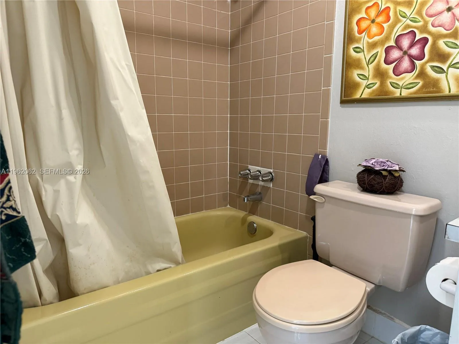 6500 Kendale Lakes Dr 114, Miami, Florida 33183, Miami, Florida 33183, 3 Bedrooms Bedrooms, ,2 BathroomsBathrooms,Residential Lease,For Rent,6500 Kendale Lakes Dr 114, Miami, Florida 33183,A11962062