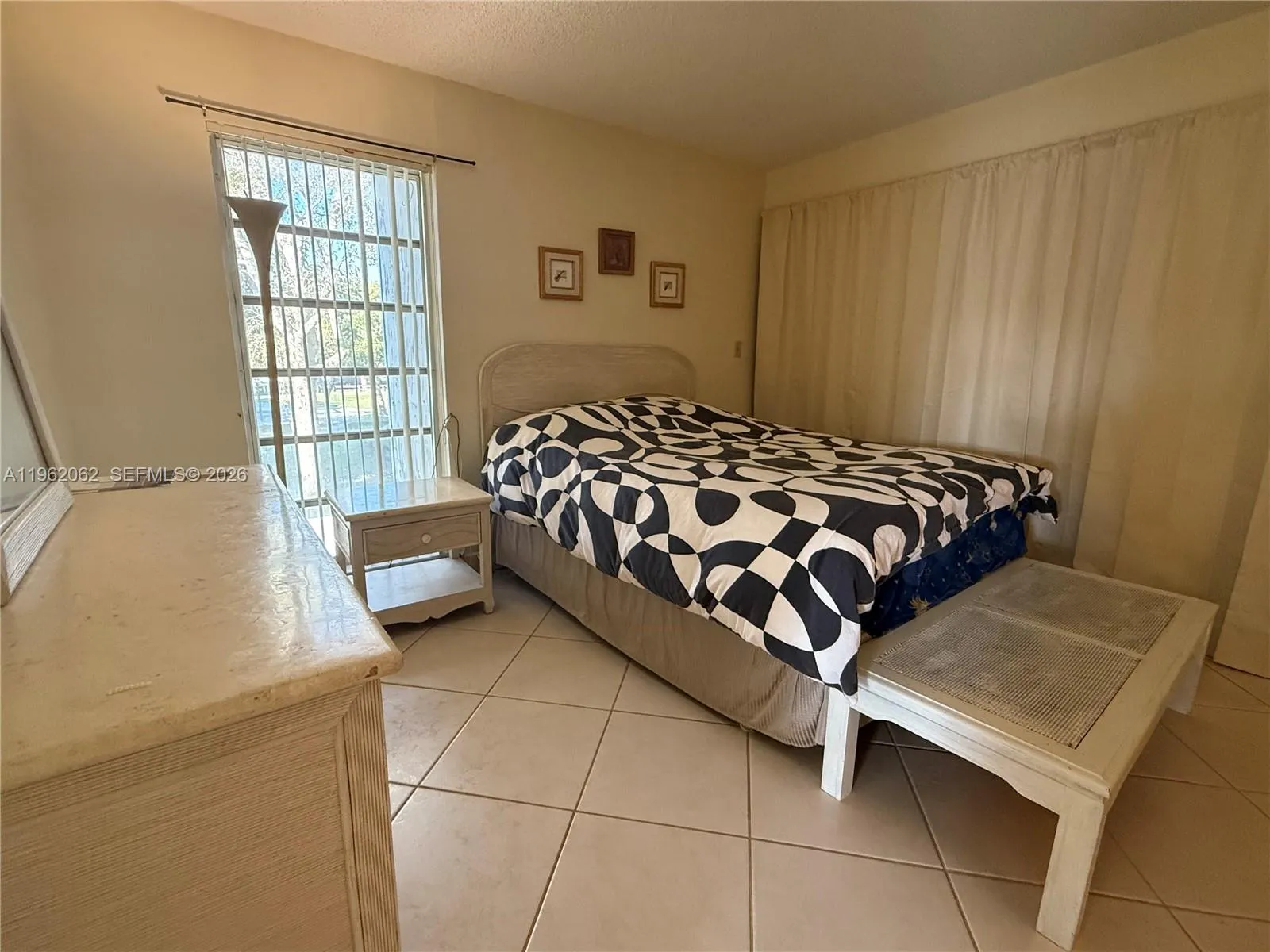 6500 Kendale Lakes Dr 114, Miami, Florida 33183, Miami, Florida 33183, 3 Bedrooms Bedrooms, ,2 BathroomsBathrooms,Residential Lease,For Rent,6500 Kendale Lakes Dr 114, Miami, Florida 33183,A11962062