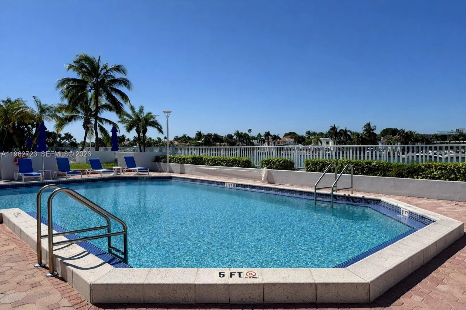 5700 Collins Ave Cu-1, Miami Beach, Florida 33140, Miami Beach, Florida 33140, ,Commercial Sale,For Sale,5700 Collins Ave Cu-1, Miami Beach, Florida 33140,A11962723