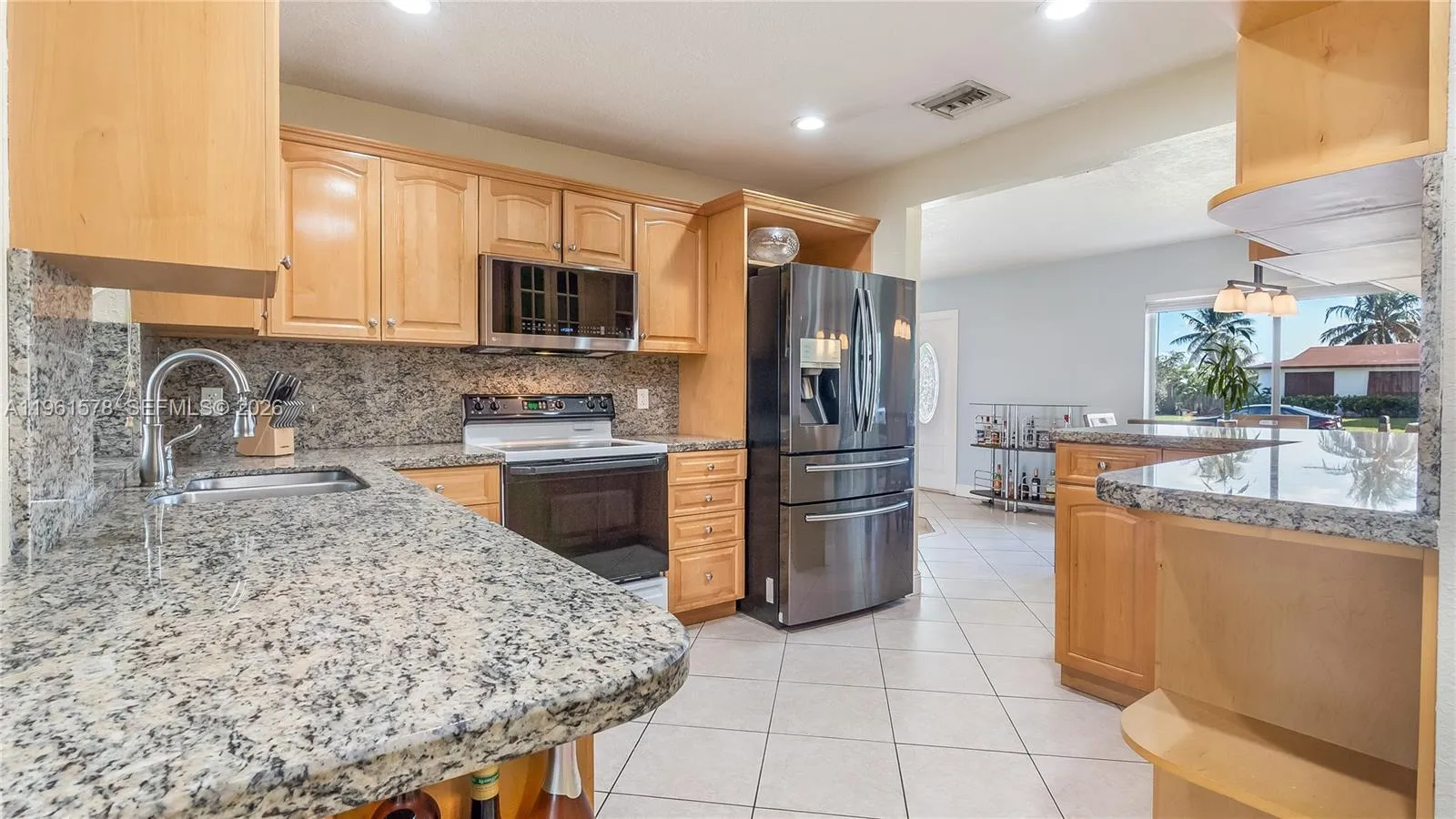 9501 Nw 8th St, Pembroke Pines, Florida 33024, Pembroke Pines, Florida 33024, 3 Bedrooms Bedrooms, ,2 BathroomsBathrooms,Residential,For Sale,9501 Nw 8th St, Pembroke Pines, Florida 33024,A11961578