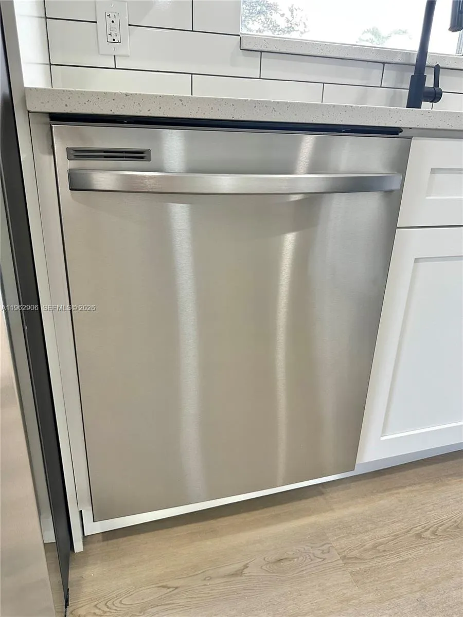 213 N Oakridge N 213, Deerfield Beach, Florida 334, Deerfield Beach, Florida 33442, 1 Bedroom Bedrooms, ,1 BathroomBathrooms,Residential,For Sale,213 N Oakridge N 213, Deerfield Beach, Florida 334,A11962906