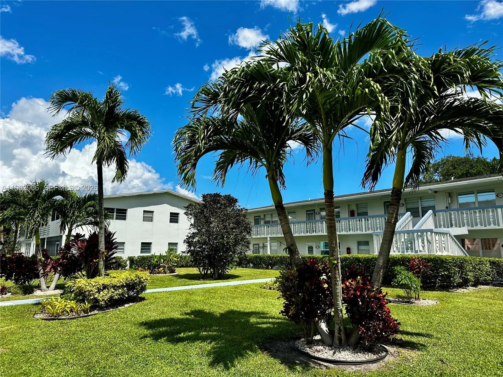 213 N Oakridge N 213, Deerfield Beach, Florida 334, Deerfield Beach, Florida 33442, 1 Bedroom Bedrooms, ,1 BathroomBathrooms,Residential,For Sale,213 N Oakridge N 213, Deerfield Beach, Florida 334,A11962906