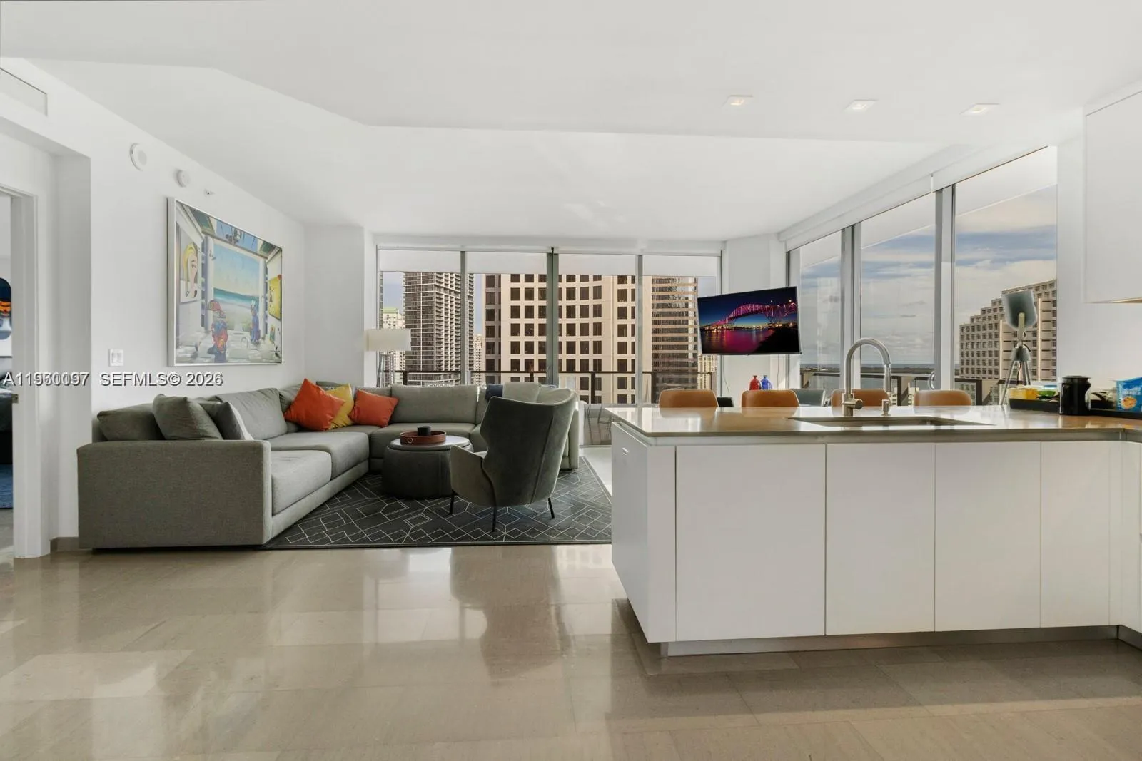 68 Se 6th St 2101, Miami, Florida 33131, Miami, Florida 33131, 2 Bedrooms Bedrooms, ,2 BathroomsBathrooms,Residential,For Sale,68 Se 6th St 2101, Miami, Florida 33131,A11960097