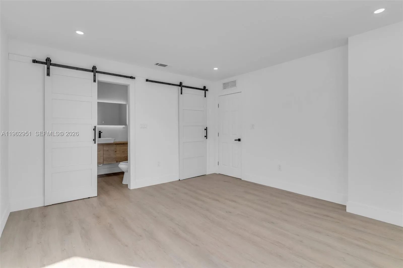 5941 E 6th Ave, Hialeah, Florida 33013, Hialeah, Florida 33013, 3 Bedrooms Bedrooms, ,2 BathroomsBathrooms,Residential,For Sale,5941 E 6th Ave, Hialeah, Florida 33013,A11962951