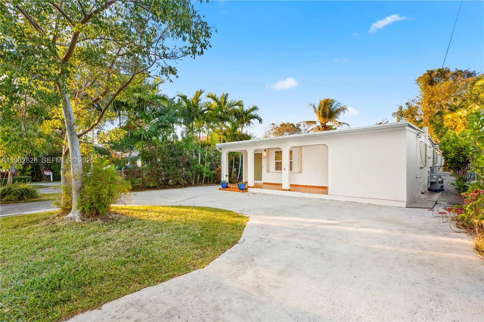 6365 Sw 33rd St, Miami, Florida 33155, Miami, Florida 33155, 3 Bedrooms Bedrooms, ,3 BathroomsBathrooms,Residential Lease,For Rent,6365 Sw 33rd St, Miami, Florida 33155,A11962826