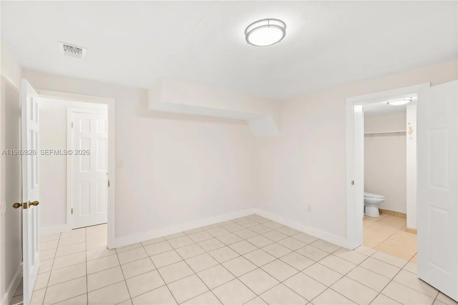 6365 Sw 33rd St, Miami, Florida 33155, Miami, Florida 33155, 3 Bedrooms Bedrooms, ,3 BathroomsBathrooms,Residential Lease,For Rent,6365 Sw 33rd St, Miami, Florida 33155,A11962826