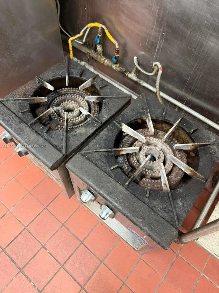 7400 Sw 8th St, Miami, Florida 33144, Miami, Florida 33144, ,Commercial Lease,For Rent,7400 Sw 8th St, Miami, Florida 33144,A11956059