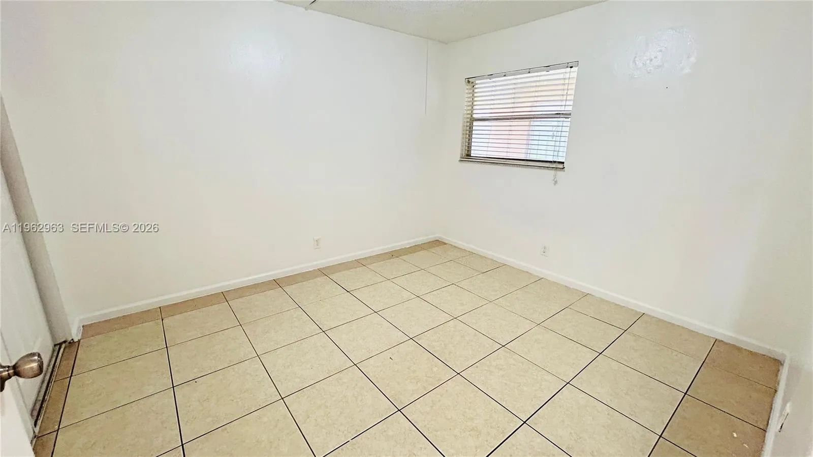 978 Sw 10th Dr 15, Pompano Beach, Florida 33060, Pompano Beach, Florida 33060, 1 Bedroom Bedrooms, ,1 BathroomBathrooms,Residential Lease,For Rent,978 Sw 10th Dr 15, Pompano Beach, Florida 33060,A11962963