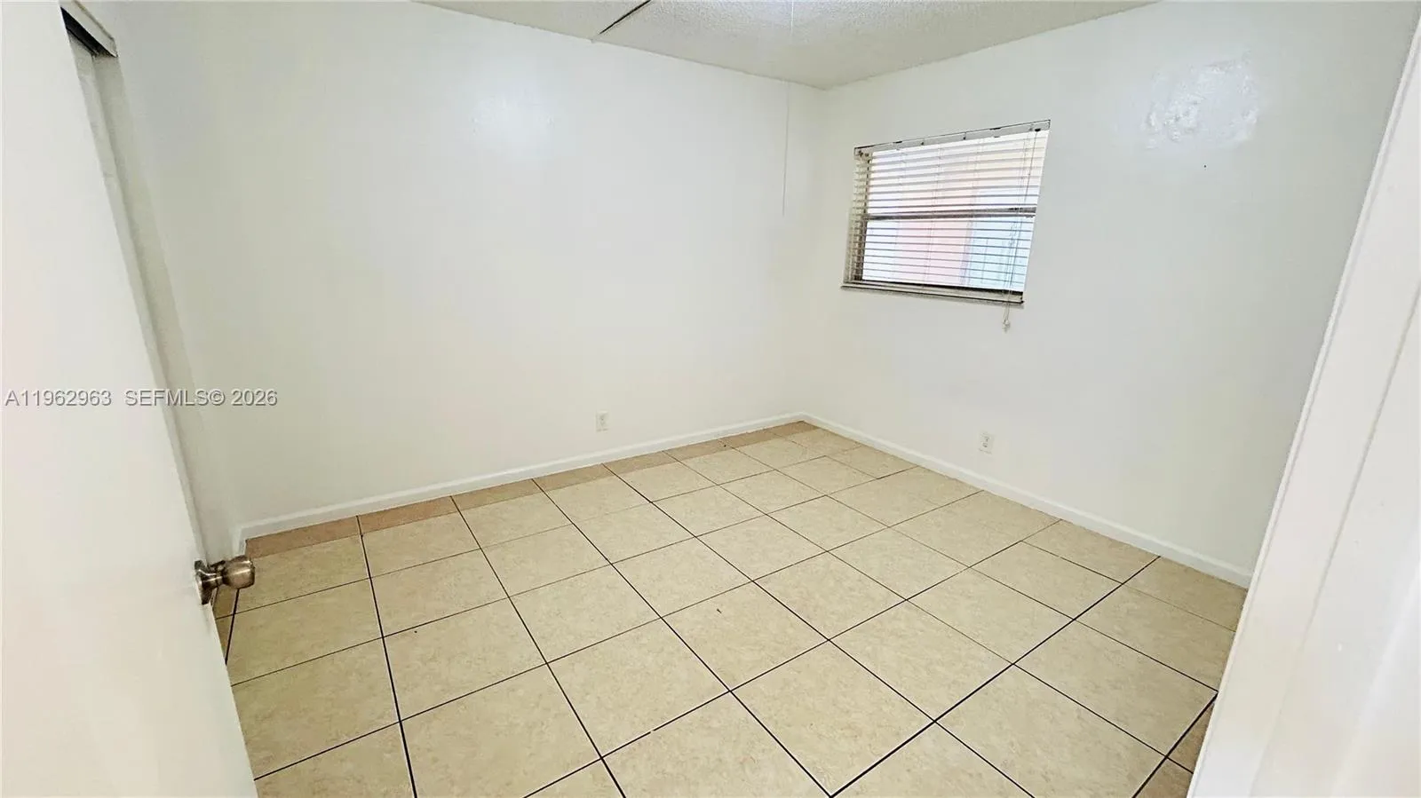 978 Sw 10th Dr 15, Pompano Beach, Florida 33060, Pompano Beach, Florida 33060, 1 Bedroom Bedrooms, ,1 BathroomBathrooms,Residential Lease,For Rent,978 Sw 10th Dr 15, Pompano Beach, Florida 33060,A11962963