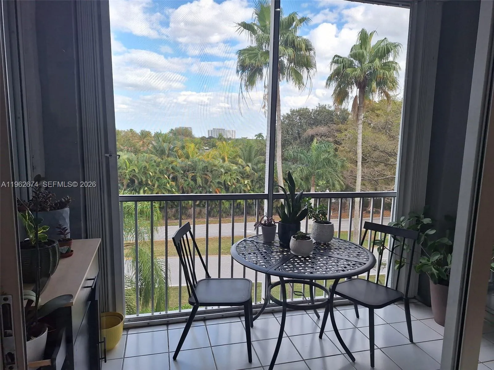 9725 Nw 52nd St 408, Doral, Florida 33178, Doral, Florida 33178, 2 Bedrooms Bedrooms, ,2 BathroomsBathrooms,Residential Lease,For Rent,9725 Nw 52nd St 408, Doral, Florida 33178,A11962674