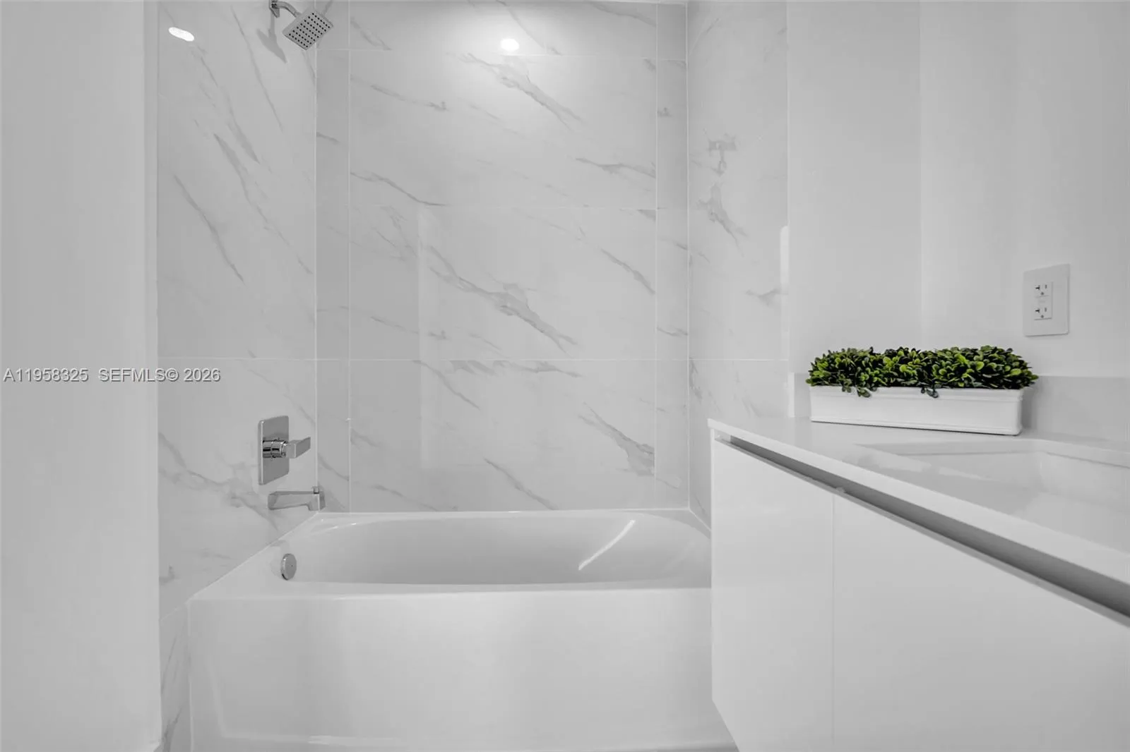 700 Ne 24th Street 4507, Miami, Florida 33137, Miami, Florida 33137, 4 Bedrooms Bedrooms, ,5 BathroomsBathrooms,Residential,For Sale,700 Ne 24th Street 4507, Miami, Florida 33137,A11958325