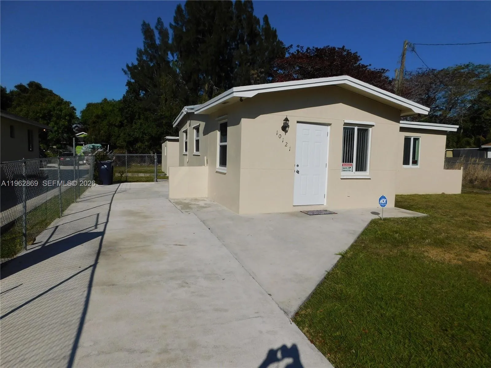 10121 W Jessamine St 10121, Miami, Florida 33157, Miami, Florida 33157, 3 Bedrooms Bedrooms, ,1 BathroomBathrooms,Residential Lease,For Rent,10121 W Jessamine St 10121, Miami, Florida 33157,A11962869