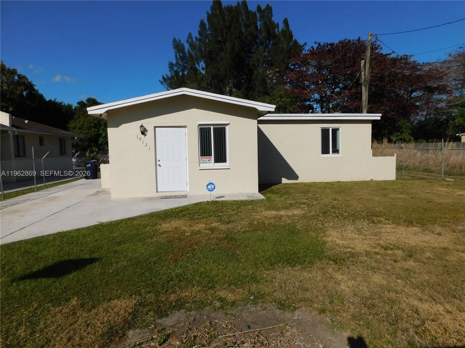 10121 W Jessamine St 10121, Miami, Florida 33157, Miami, Florida 33157, 3 Bedrooms Bedrooms, ,1 BathroomBathrooms,Residential Lease,For Rent,10121 W Jessamine St 10121, Miami, Florida 33157,A11962869 10121 W Jessamine St 10121, Miami, Florida 33157, Miami, Florida 33157, 3 Bedrooms Bedrooms, ,1 BathroomBathrooms,Residential Lease,For Rent,10121 W Jessamine St 10121, Miami, Florida 33157,A11962869