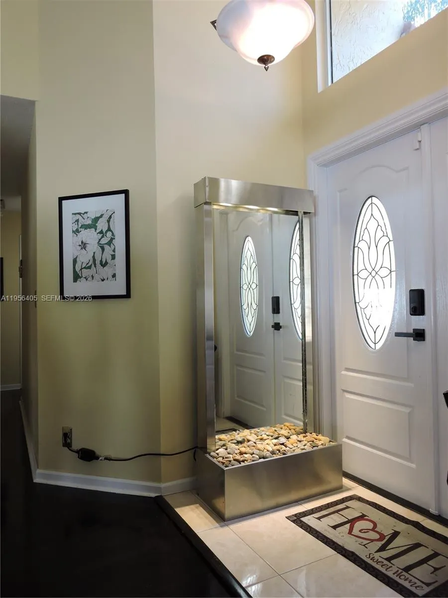 10575 Sw 12th Mnr, Pembroke Pines, Florida 33025, Pembroke Pines, Florida 33025, 3 Bedrooms Bedrooms, ,2 BathroomsBathrooms,Residential,For Sale,10575 Sw 12th Mnr, Pembroke Pines, Florida 33025,A11956405