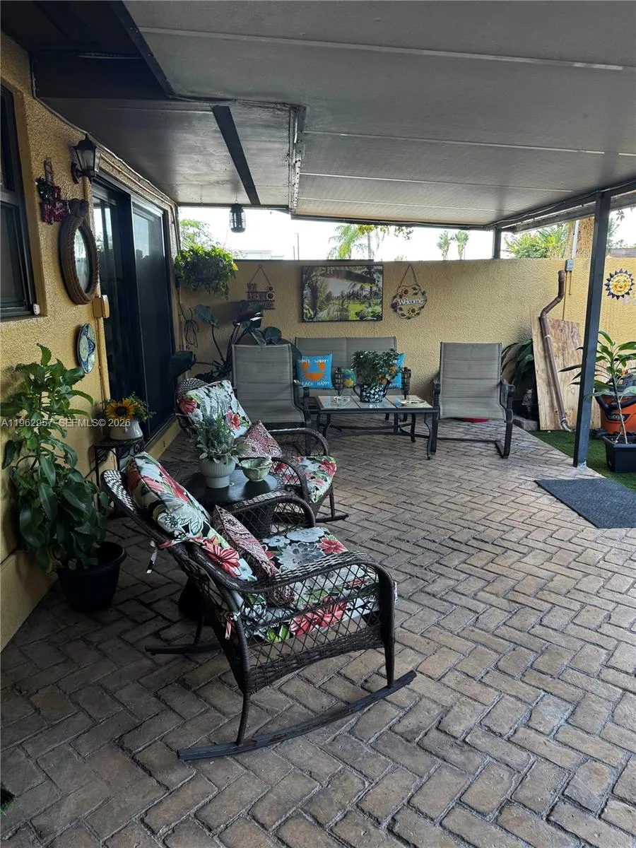 8720 Sw 148th Pl, Miami, Florida 33193, Miami, Florida 33193, 2 Bedrooms Bedrooms, ,2 BathroomsBathrooms,Residential,For Sale,8720 Sw 148th Pl, Miami, Florida 33193,A11962957