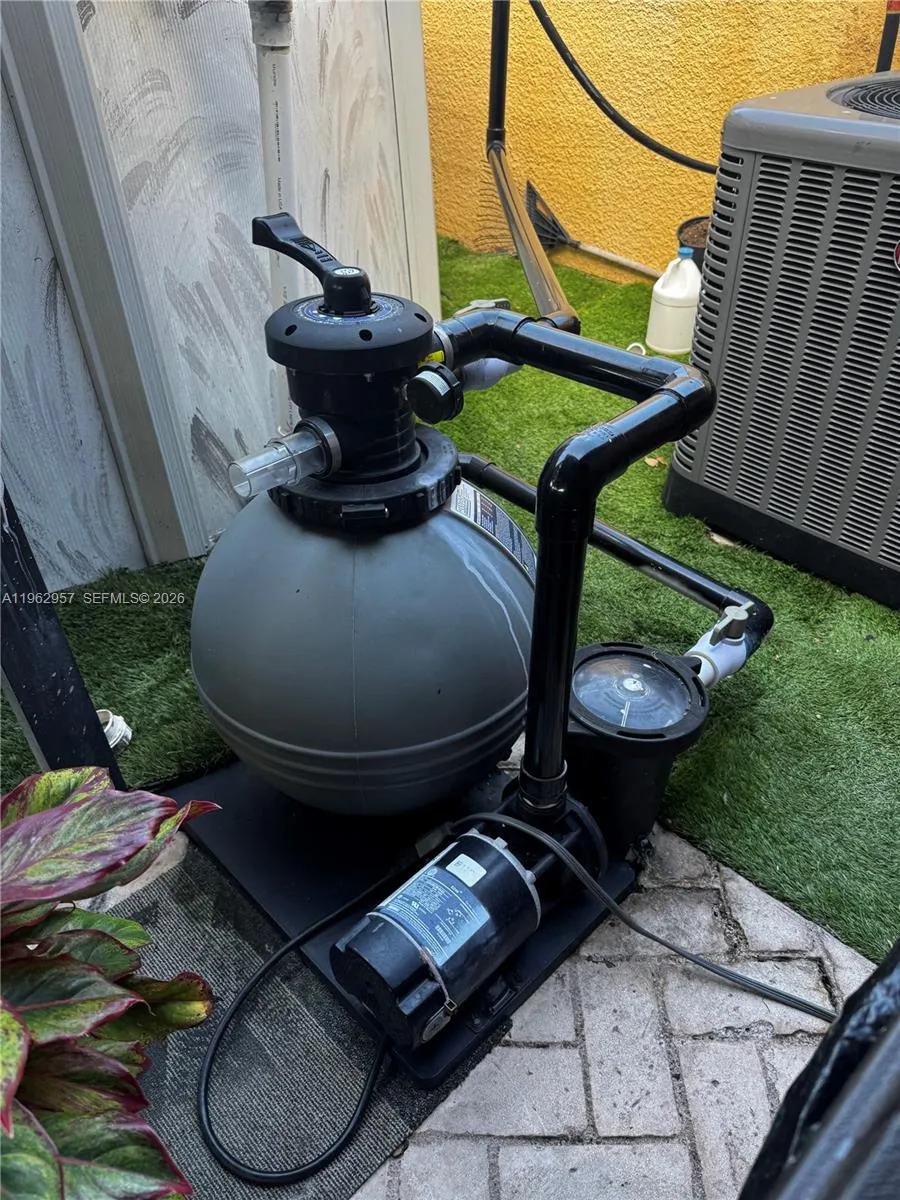 8720 Sw 148th Pl, Miami, Florida 33193, Miami, Florida 33193, 2 Bedrooms Bedrooms, ,2 BathroomsBathrooms,Residential,For Sale,8720 Sw 148th Pl, Miami, Florida 33193,A11962957