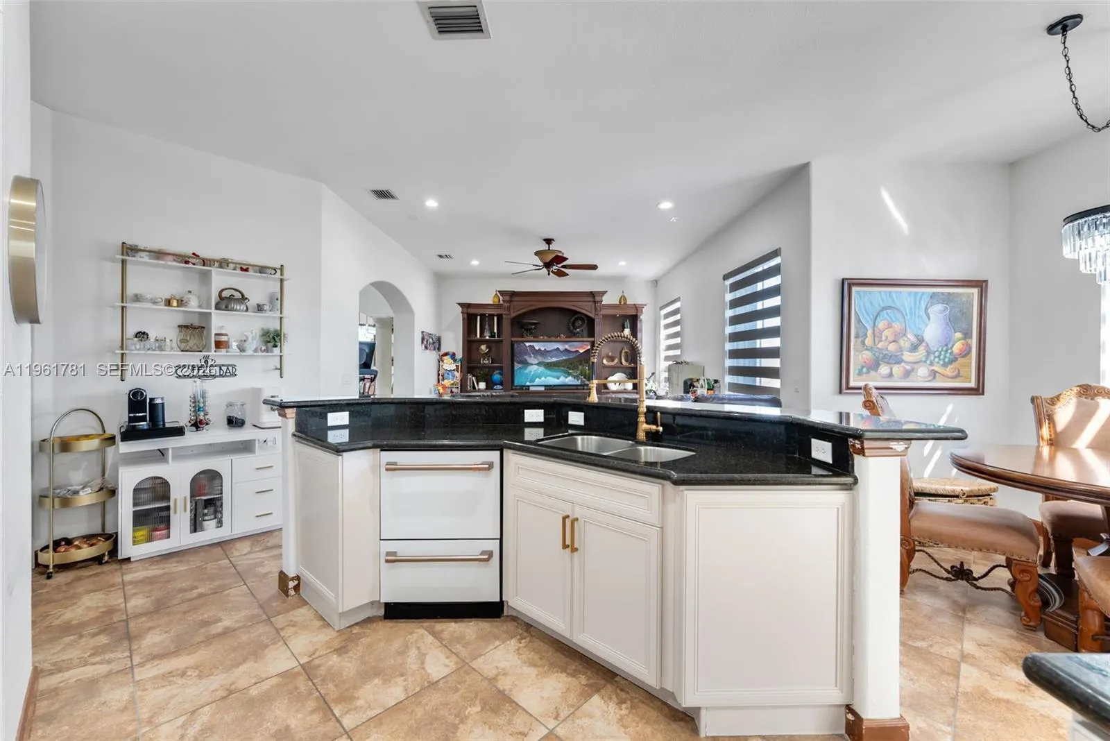 18091 Nw 87th Ct, Hialeah, Florida 33018, Hialeah, Florida 33018, 4 Bedrooms Bedrooms, 11 Rooms Rooms,4 BathroomsBathrooms,Residential,For Sale,18091 Nw 87th Ct, Hialeah, Florida 33018,A11961781