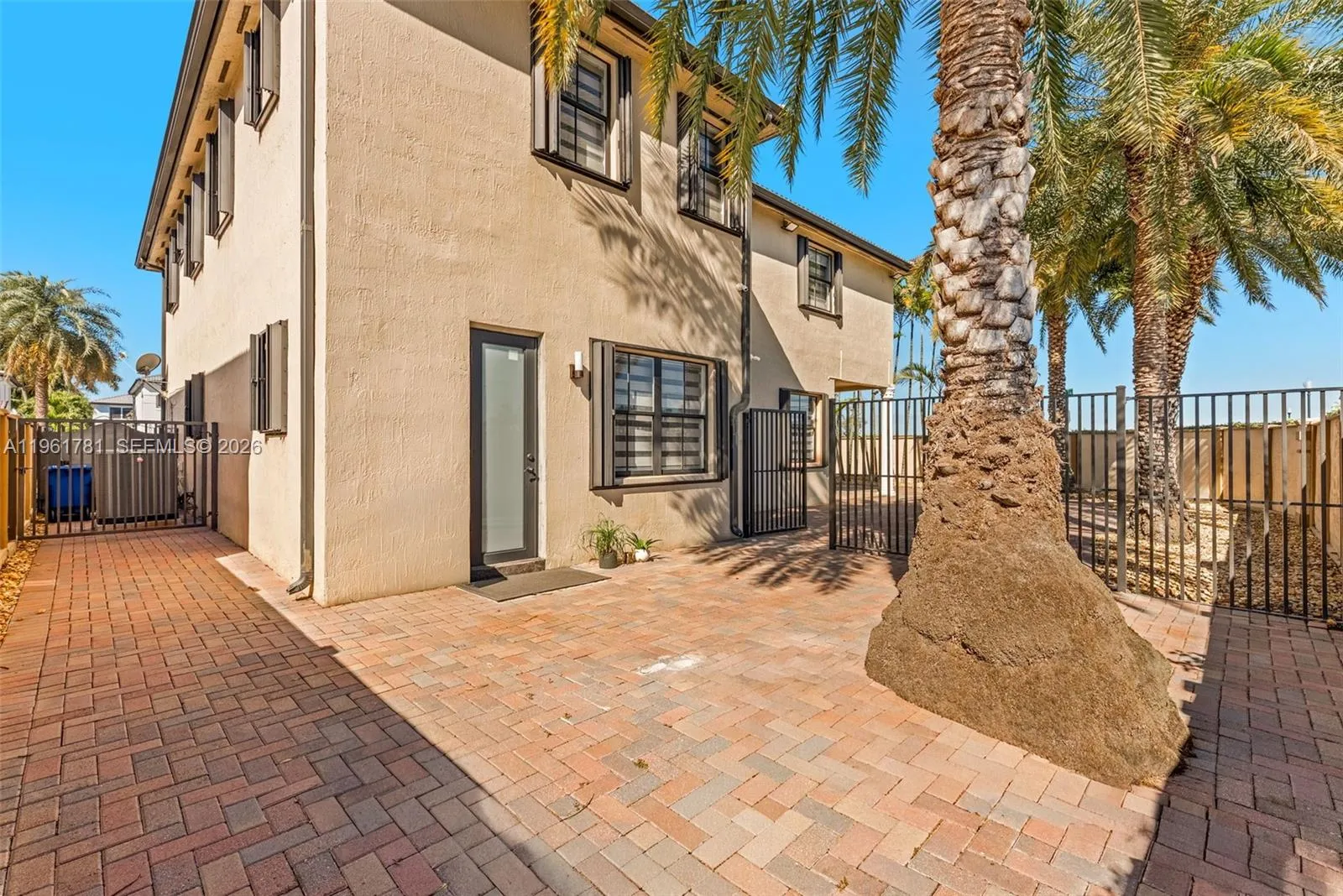 18091 Nw 87th Ct, Hialeah, Florida 33018, Hialeah, Florida 33018, 4 Bedrooms Bedrooms, 11 Rooms Rooms,4 BathroomsBathrooms,Residential,For Sale,18091 Nw 87th Ct, Hialeah, Florida 33018,A11961781