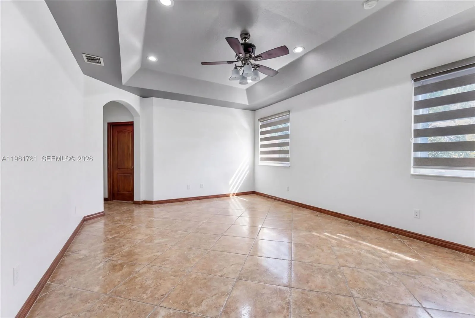 18091 Nw 87th Ct, Hialeah, Florida 33018, Hialeah, Florida 33018, 4 Bedrooms Bedrooms, 11 Rooms Rooms,4 BathroomsBathrooms,Residential,For Sale,18091 Nw 87th Ct, Hialeah, Florida 33018,A11961781