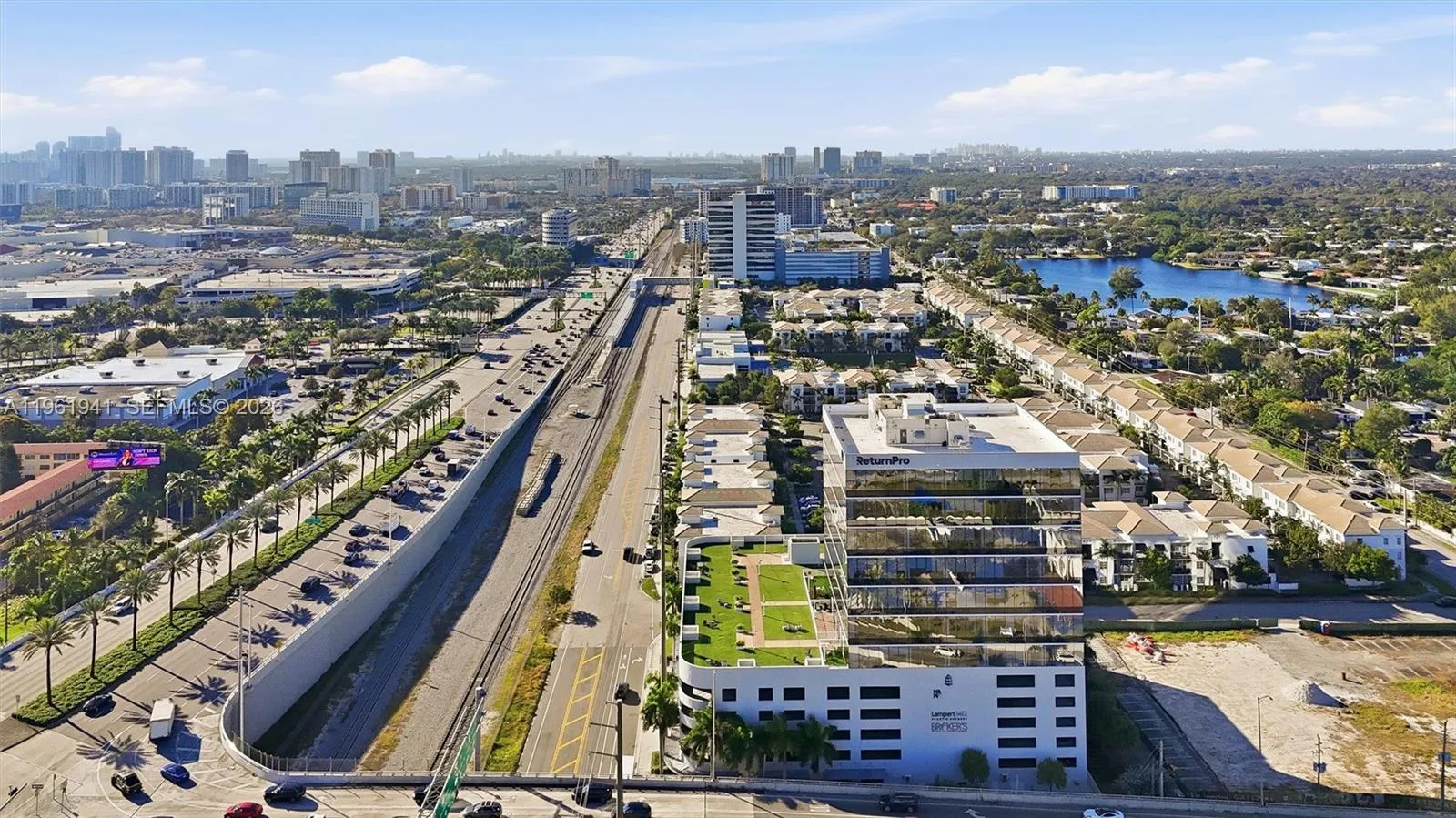 20200 W Dixie Hwy #1005b 1006, Miami, Florida 3318, Miami, Florida 33180, ,Commercial Lease,For Rent,20200 W Dixie Hwy #1005b 1006, Miami, Florida 3318,A11961941