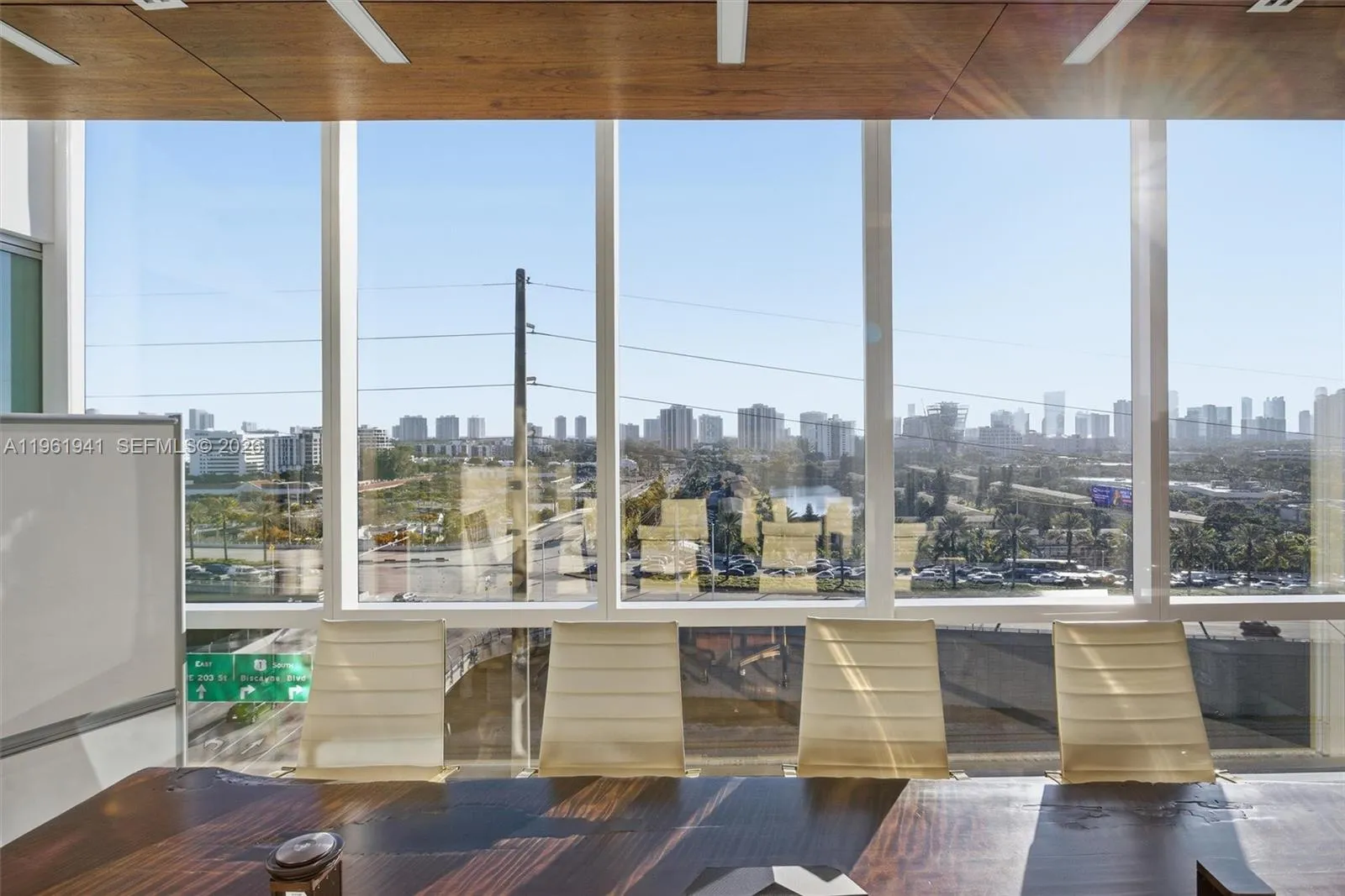 20200 W Dixie Hwy #1005b 1006, Miami, Florida 3318, Miami, Florida 33180, ,Commercial Lease,For Rent,20200 W Dixie Hwy #1005b 1006, Miami, Florida 3318,A11961941