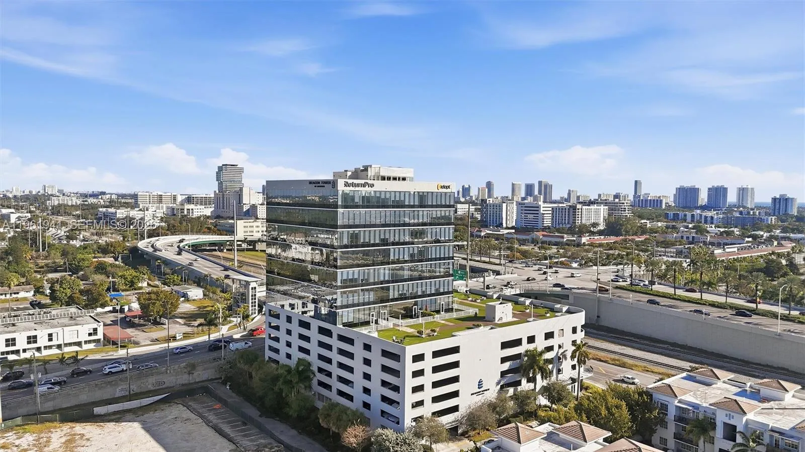 20200 W Dixie Hwy #1005b 1006, Miami, Florida 3318, Miami, Florida 33180, ,Commercial Lease,For Rent,20200 W Dixie Hwy #1005b 1006, Miami, Florida 3318,A11961941