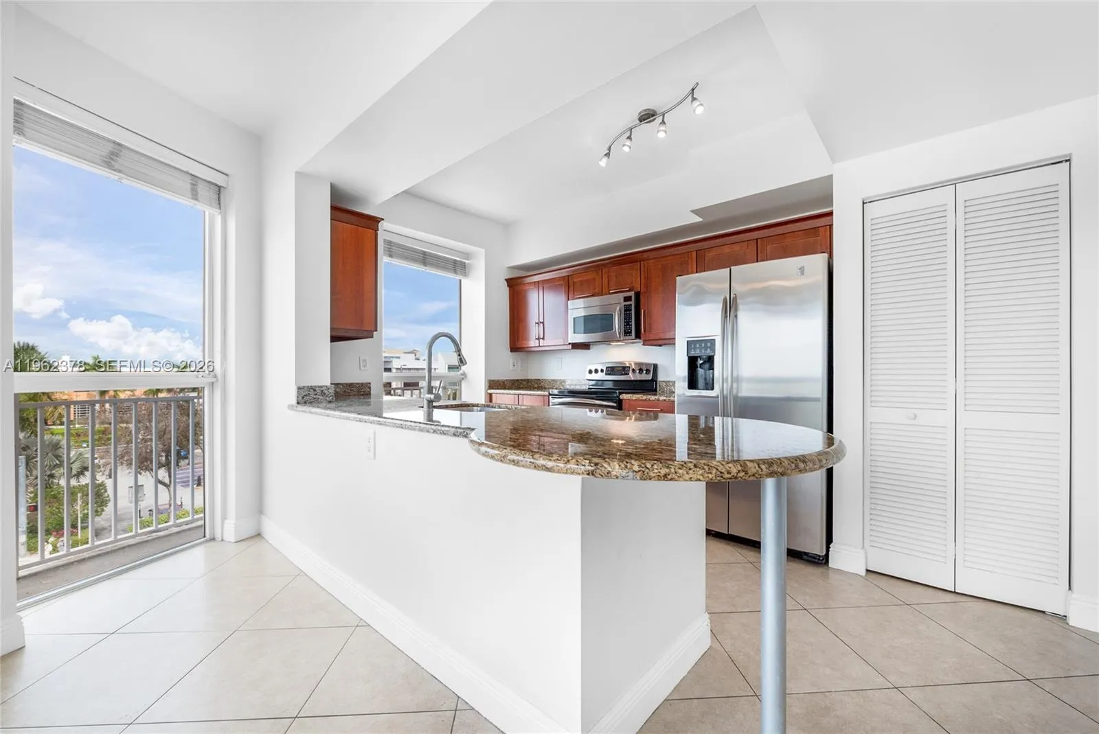 7270 Sw 88th St B303, Miami, Florida 33156, Miami, Florida 33156, 2 Bedrooms Bedrooms, ,2 BathroomsBathrooms,Residential,For Sale,7270 Sw 88th St B303, Miami, Florida 33156,A11962378