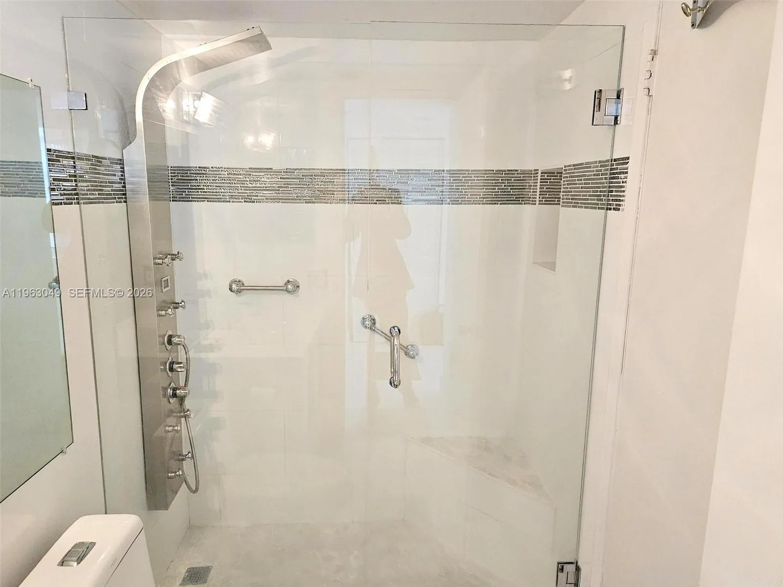 770 Claughton Island Dr 602, Miami, Florida 33131, Miami, Florida 33131, 2 Bedrooms Bedrooms, ,2 BathroomsBathrooms,Residential Lease,For Rent,770 Claughton Island Dr 602, Miami, Florida 33131,A11963049