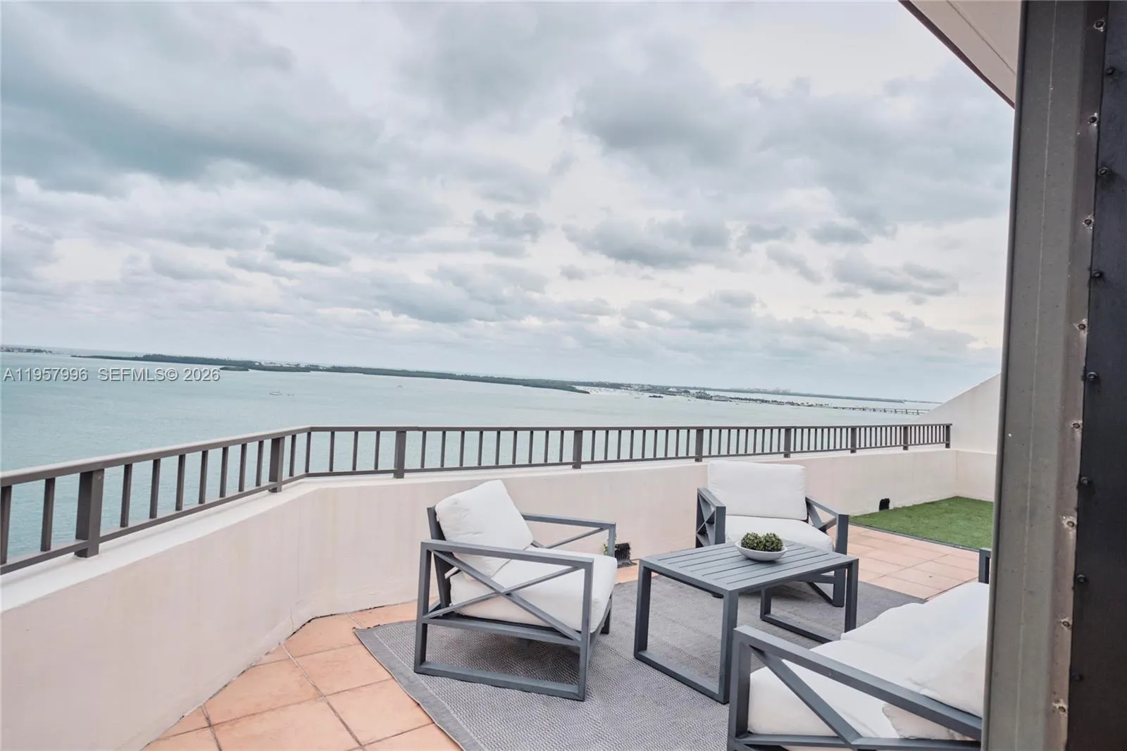 520 Brickell Key Dr A1904, Miami, Florida 33131, Miami, Florida 33131, 2 Bedrooms Bedrooms, ,2 BathroomsBathrooms,Residential,For Sale,520 Brickell Key Dr A1904, Miami, Florida 33131,A11957996