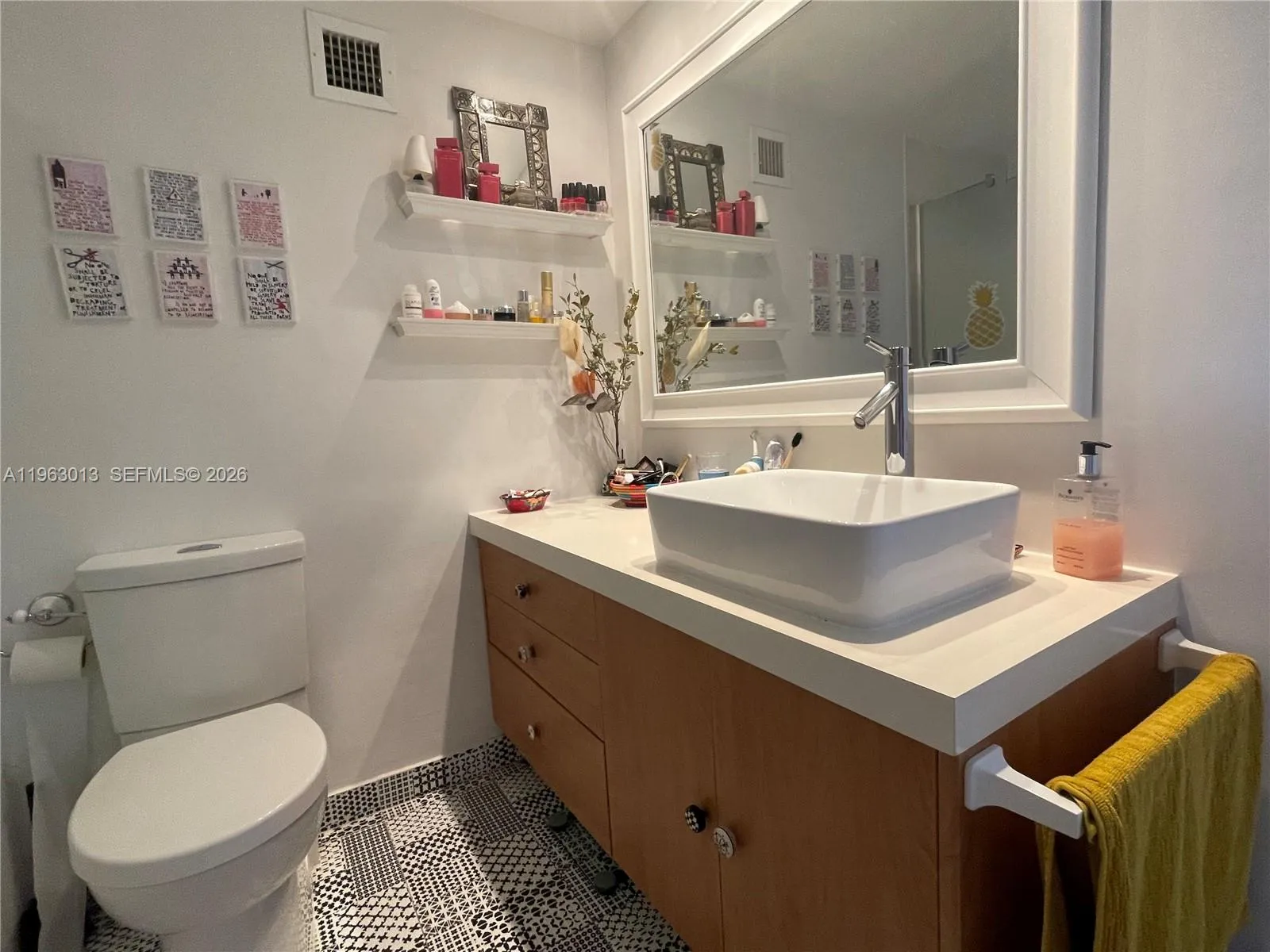 1200 West Ave 1418, Miami Beach, Florida 33139, Miami Beach, Florida 33139, 1 Bedroom Bedrooms, ,1 BathroomBathrooms,Residential,For Sale,1200 West Ave 1418, Miami Beach, Florida 33139,A11963013