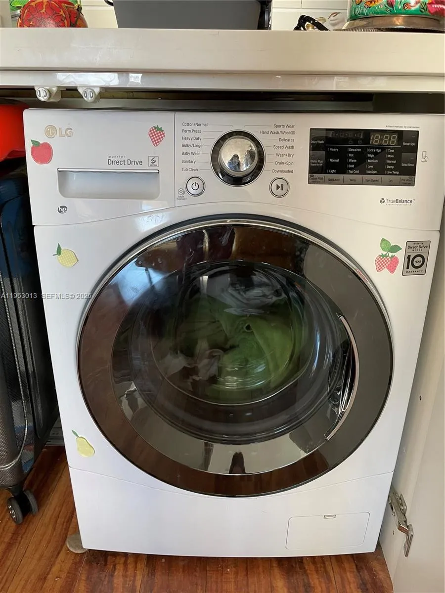 1200 West Ave 1418, Miami Beach, Florida 33139, Miami Beach, Florida 33139, 1 Bedroom Bedrooms, ,1 BathroomBathrooms,Residential,For Sale,1200 West Ave 1418, Miami Beach, Florida 33139,A11963013