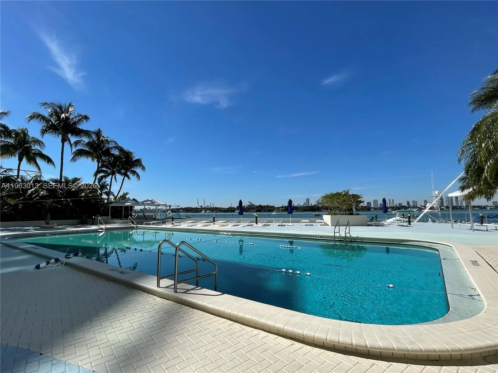 1200 West Ave 1418, Miami Beach, Florida 33139, Miami Beach, Florida 33139, 1 Bedroom Bedrooms, ,1 BathroomBathrooms,Residential,For Sale,1200 West Ave 1418, Miami Beach, Florida 33139,A11963013