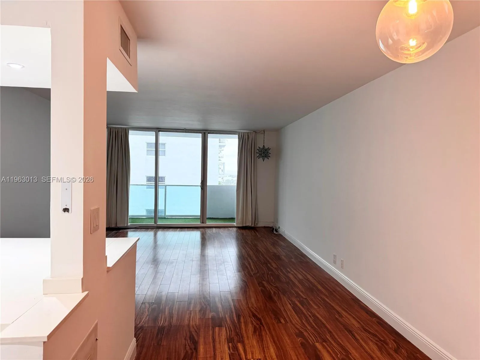 1200 West Ave 1418, Miami Beach, Florida 33139, Miami Beach, Florida 33139, 1 Bedroom Bedrooms, ,1 BathroomBathrooms,Residential,For Sale,1200 West Ave 1418, Miami Beach, Florida 33139,A11963013