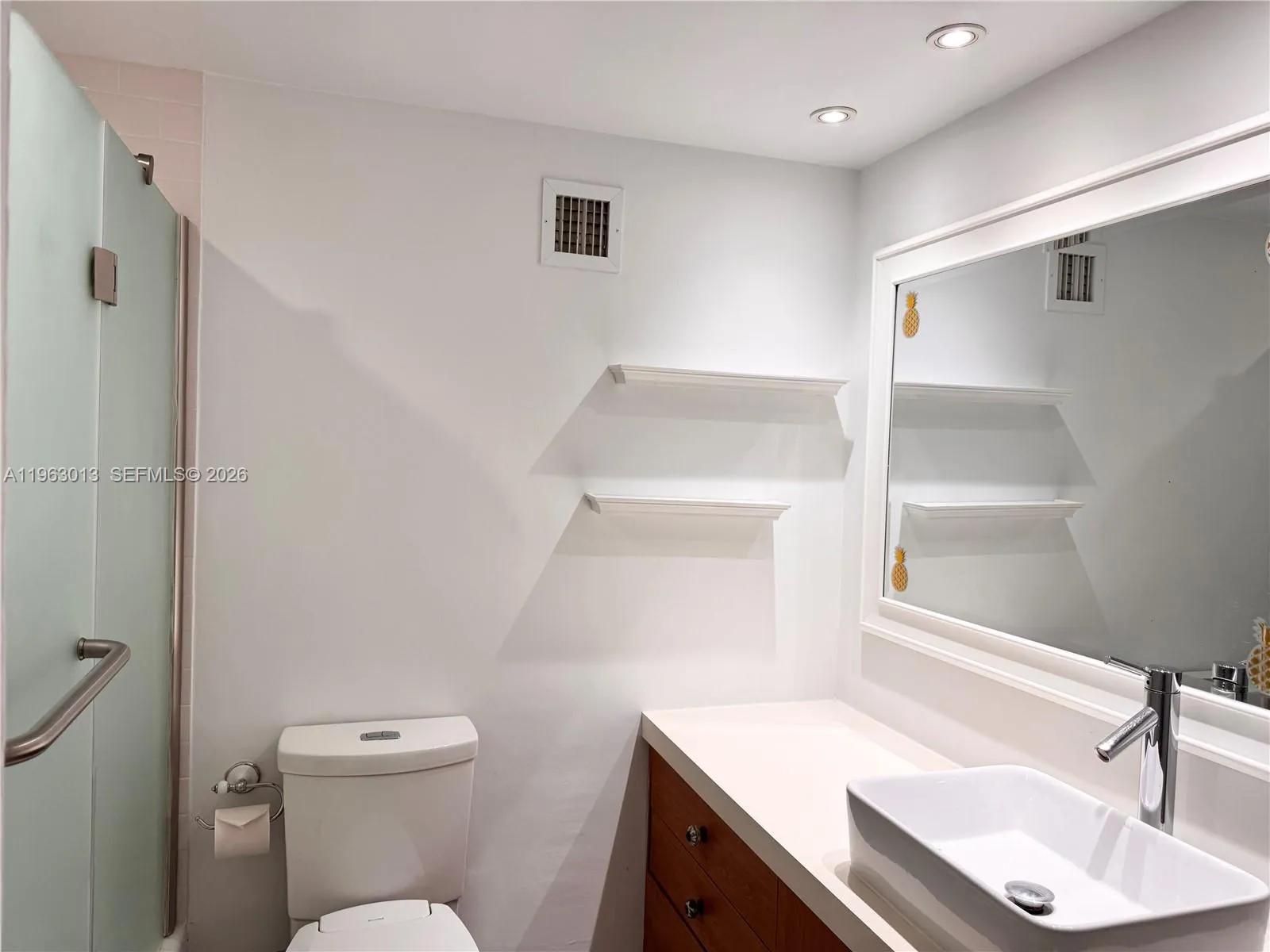 1200 West Ave 1418, Miami Beach, Florida 33139, Miami Beach, Florida 33139, 1 Bedroom Bedrooms, ,1 BathroomBathrooms,Residential,For Sale,1200 West Ave 1418, Miami Beach, Florida 33139,A11963013