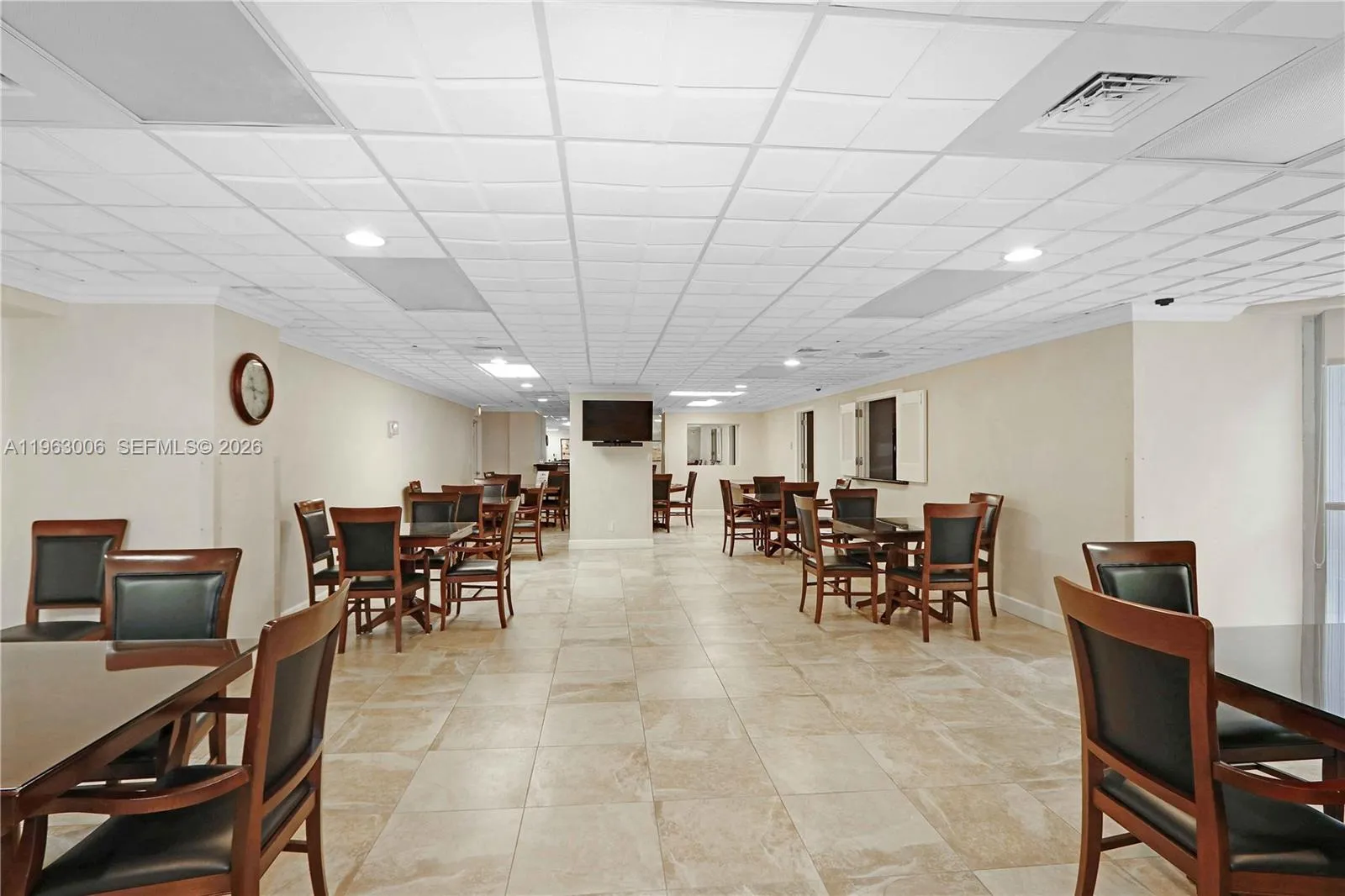 Aventura, Florida 33180, 2 Bedrooms Bedrooms, ,2 BathroomsBathrooms,Residential,For Sale,A11963006