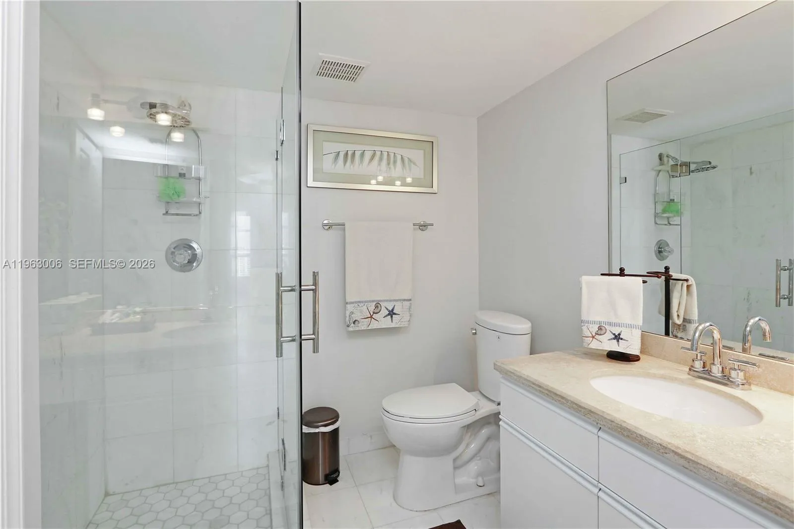Aventura, Florida 33180, 2 Bedrooms Bedrooms, ,2 BathroomsBathrooms,Residential,For Sale,A11963006