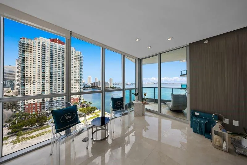 1331 Brickell Bay Dr 1602, Miami, Florida 33131, Miami, Florida 33131, 2 Bedrooms Bedrooms, ,2 BathroomsBathrooms,Residential,For Sale,1331 Brickell Bay Dr 1602, Miami, Florida 33131,A11963026