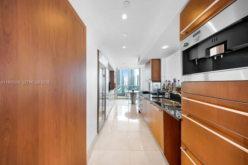 1331 Brickell Bay Dr 1602, Miami, Florida 33131, Miami, Florida 33131, 2 Bedrooms Bedrooms, ,2 BathroomsBathrooms,Residential,For Sale,1331 Brickell Bay Dr 1602, Miami, Florida 33131,A11963026