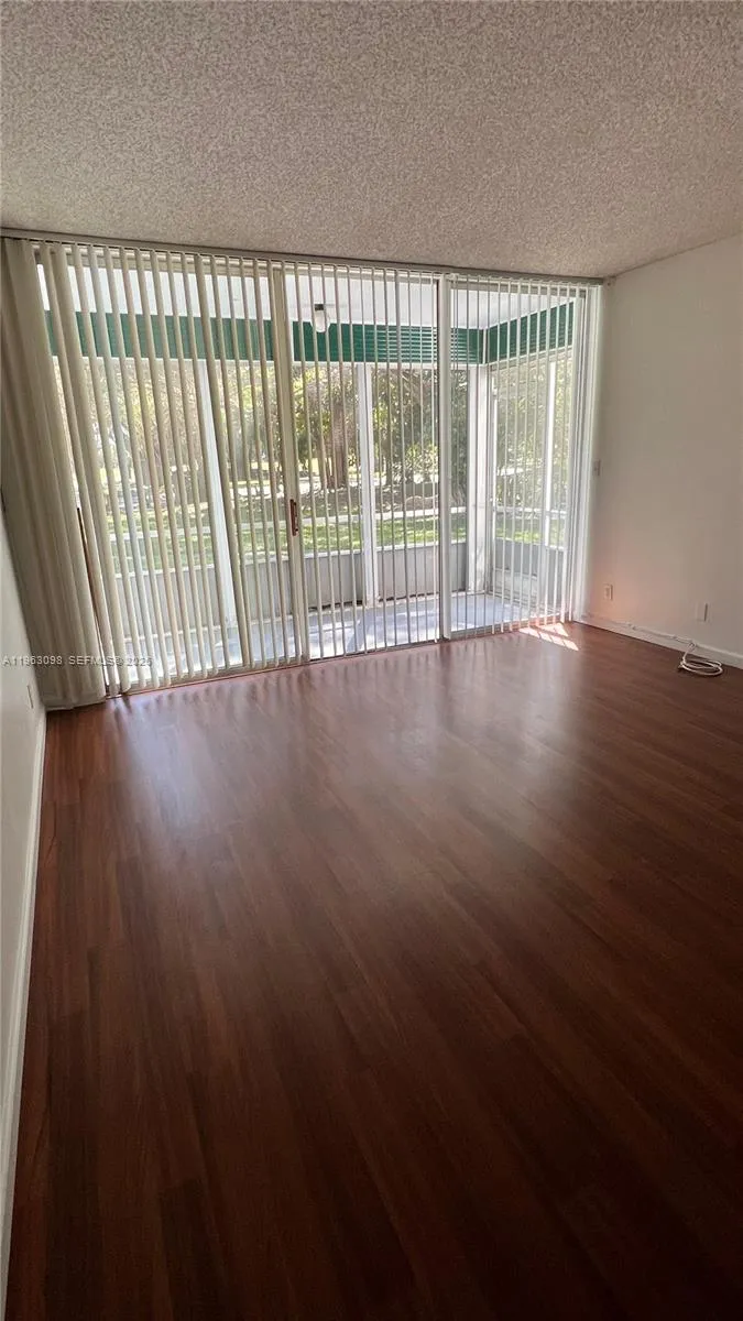 8300 Sands Point Blvd K105, Tamarac, Florida 33321, Tamarac, Florida 33321, 1 Bedroom Bedrooms, ,1 BathroomBathrooms,Residential Lease,For Rent,8300 Sands Point Blvd K105, Tamarac, Florida 33321,A11963098